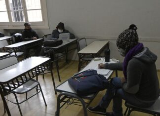 El testimonio de la madre de un alumno de Ciudad Evita: “En la escuelas las estufas no están funcionando por falta de inspección”