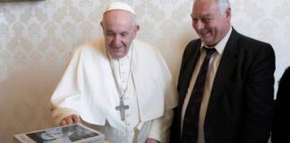 El papa Francisco recibió al hijo del coronel Argentino del Valle Larrabure, víctima del terrorismo