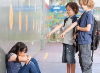 Acusaciones cruzadas por bullying y violencia en una escuela de Río Negro