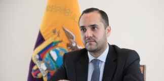 El canciller de Ecuador habló tras la expusión del embajador argentino: “En el mejor de los escenarios hubo negligencia”