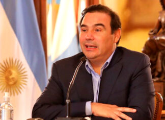 Gustavo Valdés: “Es petulante creer que el dirigente político maneja al ciudadano”