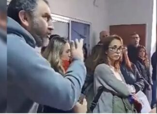 La bronca de un papá indignado por los paros docentes: “Están entregando computadoras a alumnos que tienen edad para votar”
