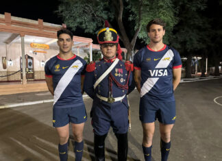 Los Pumas homenajearon al Regimiento de Granaderos a Caballo: “Se intercalaron y todos eran granaderos”