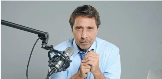 Eduardo Feinmann apuntó fuerte contra Juan Grabois tras sus dichos sobre el lawfare: “El día que abran tu celular”