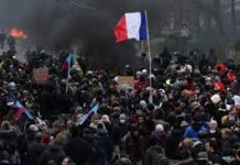 Marcelo Scaglione: “Los chalecos amarillos comenzaron como una protesta legítima y se desbordaron”