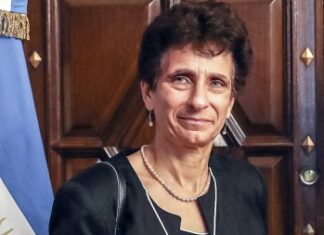 Galit Ronen, ex embajadora de Israel en Argentina: “La crueldad humana que hemos visto es peor que ISIS”