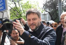 Leandro Santoro, tras bajarse del balotaje en la Ciudad: “Era una situación difícil de afrontar para la campaña nacional”