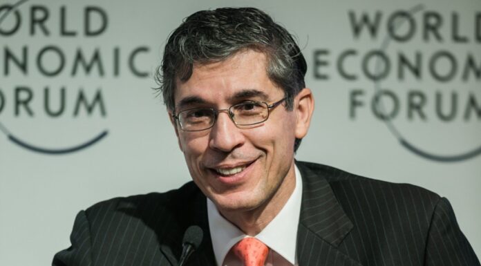 Agustín Etchebarne: “Yo nunca escuché hablar a Caputo de dolarizar”