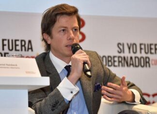 Daniel Raisbeck, historiador colombiano: “La dolarización de Argentina es absolutamente necesaria”