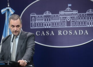 Manuel Adorni: “No somos tibios, nosotros vamos a fondo y a toda velocidad”