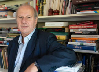 Gerardo Della Paolera: “Lo que se heredó es un cráter económico”