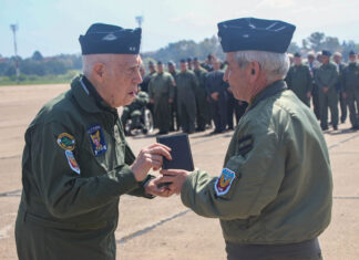 El brigadier Jorge Martínez habló sobre el desfile de los veteranos de Malvinas y se emocionó: “El cariño me impactó”