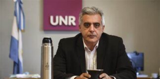 Franco Bartolacci: “Cien mil personas colmaron el Monumento a la Bandera en defensa de la educación pública”