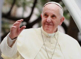 Alarma por la salud del papa Francisco: “Ya debe estar en sepsis”