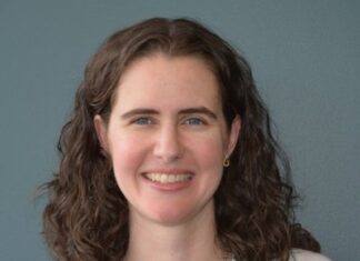 Maureen Meyer: “Trump está usando una Ley de enemigos extranjeros para justificar la deportación de personas venezolanas y salvadoreñas”