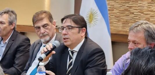 Alejandro Álvarez: “Se pueden juntar 5 millones de personas, pero la restricción presupuestaria sigue estando ahí”