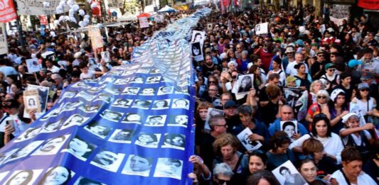 Eduardo Feinmann, tras la movilización a Plaza de Mayo por el Día de la Memoria: “Parece que se olvidaron de las víctimas”