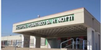 El relato de la tía de Mateo, el bebé que murió con lesiones cerebrales en Mendoza: “Tenía una fractura de tibia y peroné”