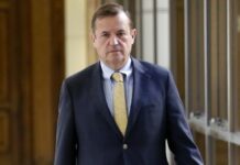 Luis Pardo, sobre la violencia escolar en Chile: “El Gobierno mandó un proyecto de Ley para que los alumnos muestren las mochilas antes de ingresar”