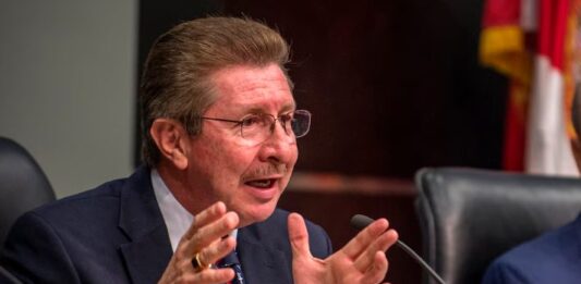 Carlos Sánchez Berzaín, sobre la crisis en Bolivia: “Han convertido al país en un narcoestado”