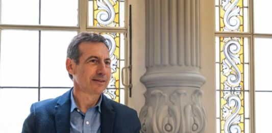 Luis Naidenoff: “La Corte puede dar un baño de verdadero espíritu republicano”